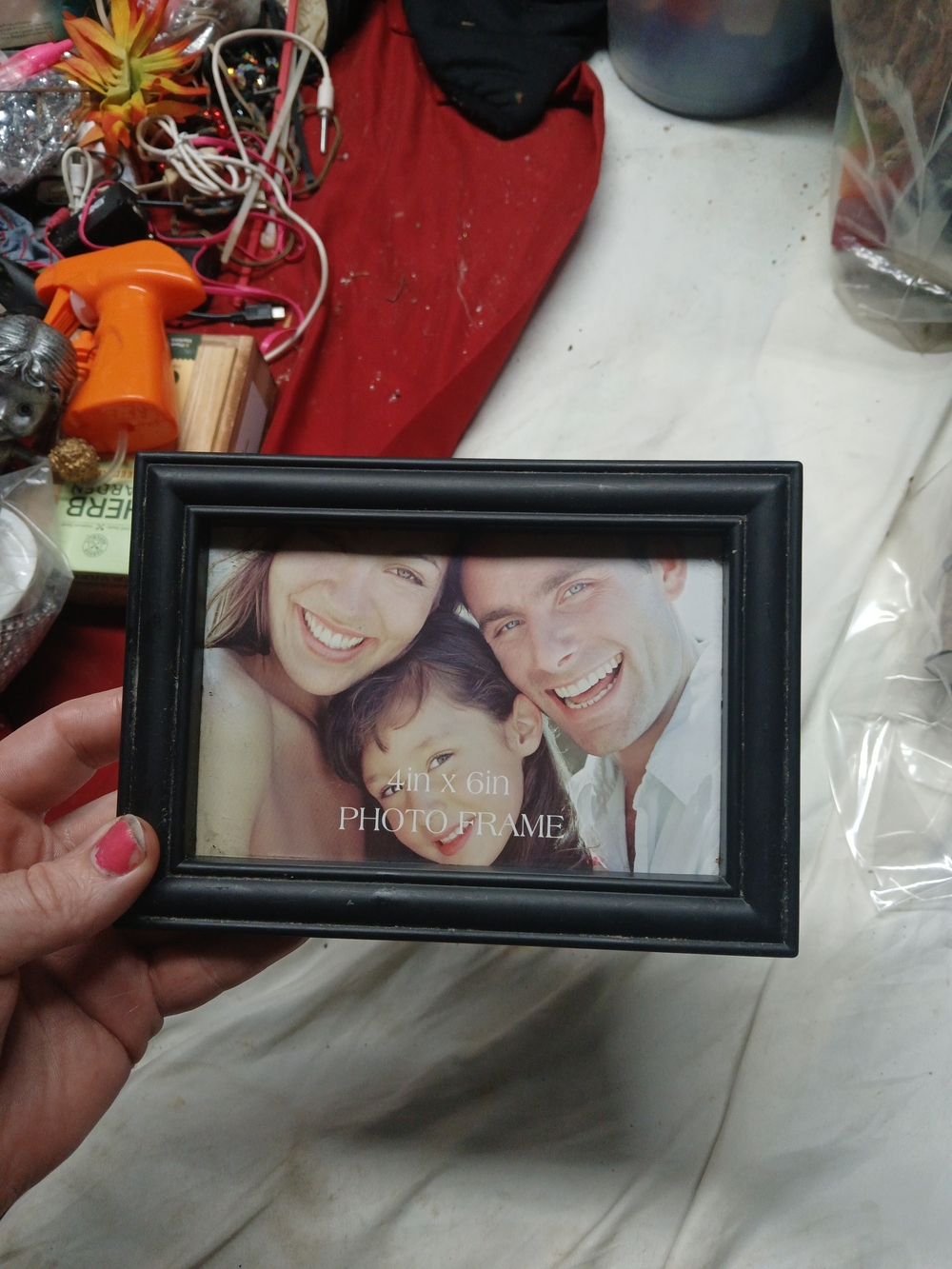 Elegant Black 4x6 Picture Frame – Classic Display